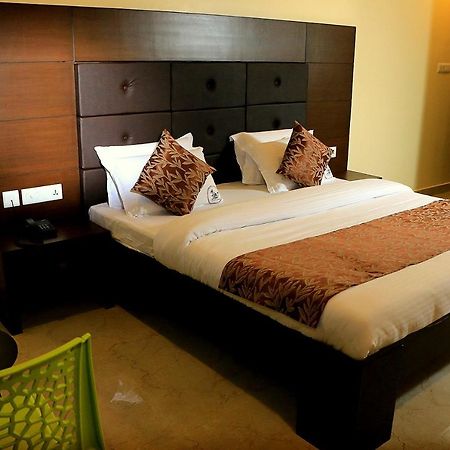 Tranquil Park Hotel Pondicherry Luaran gambar